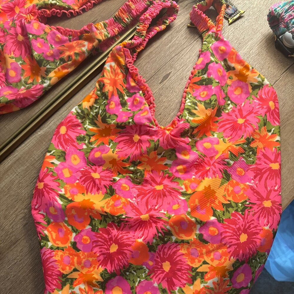 Show Me Your Mumu One piece